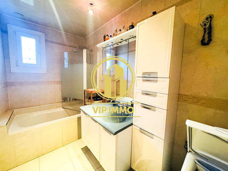 Maison - 106 m² - 5 pièces