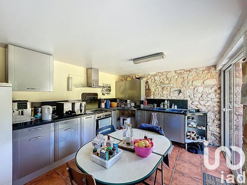 Maison - 375 m² - 10 pièces