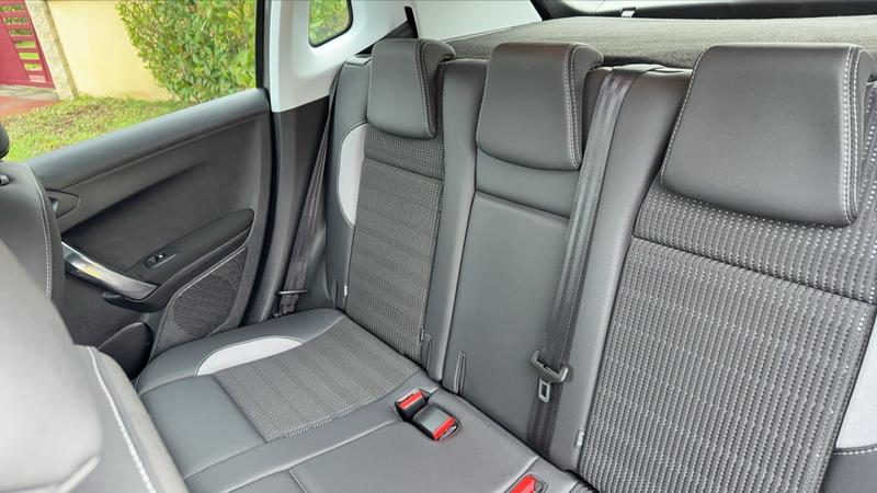 Peugeot 2008 1.2 PureTech 110 Eat6 Allure - Automatique