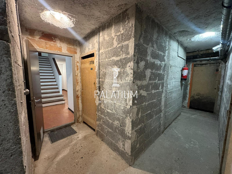 Parking / Garage - 5 m²