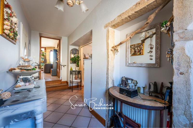 Maison - 159 m² - 6 pièces