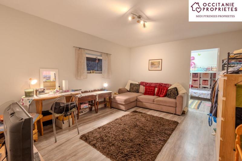 Propriété - 530 m² - 23 pièces