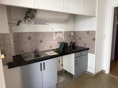 Appartement - 75 m² - 4 pièces