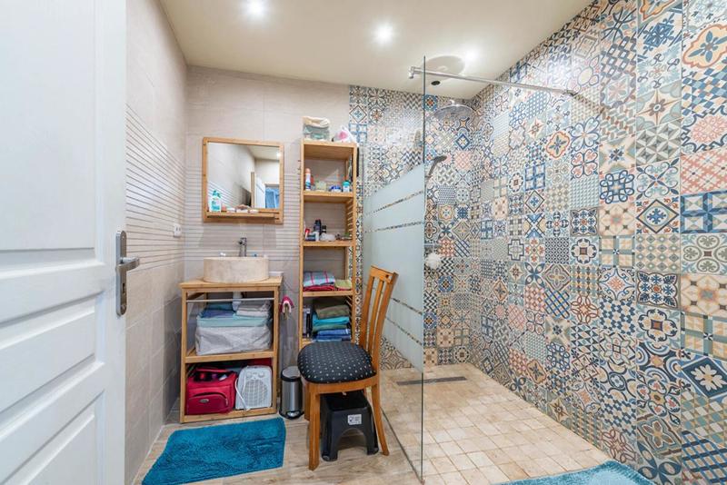 Maison - 215 m² - 10 pièces