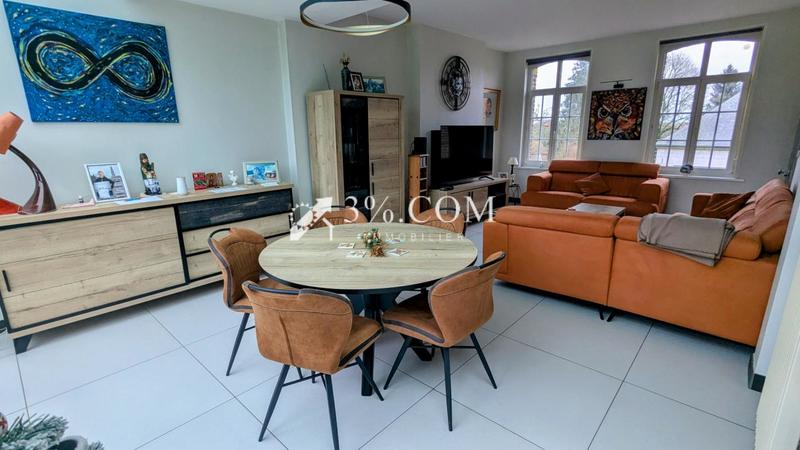 Propriété - 230 m² - 7 pièces