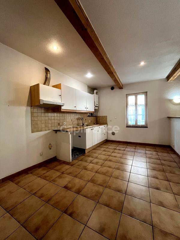 Maison - 232 m² - 7 pièces