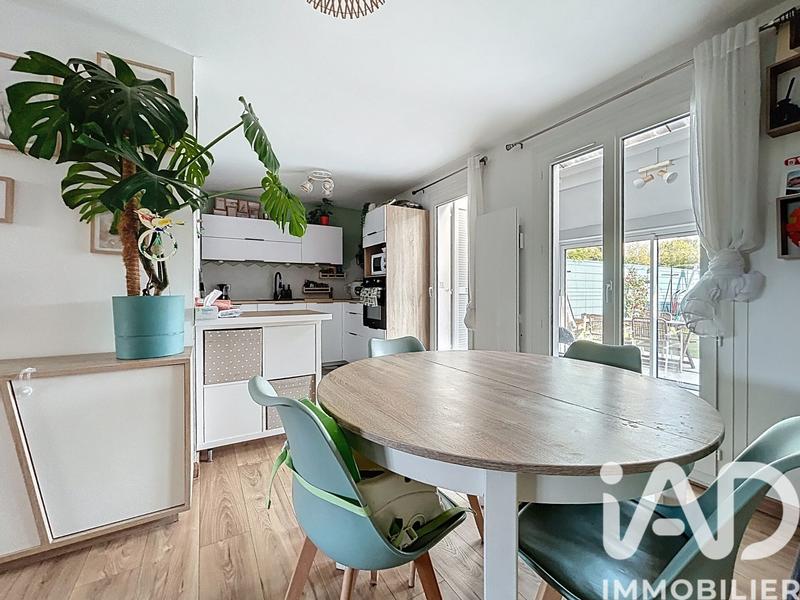 Maison - 80 m² - 5 pièces