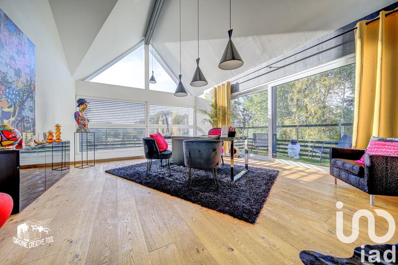 Maison - 340 m² - 8 pièces