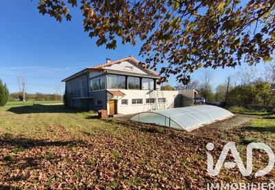 Maison - 166 m² - 6 pièces