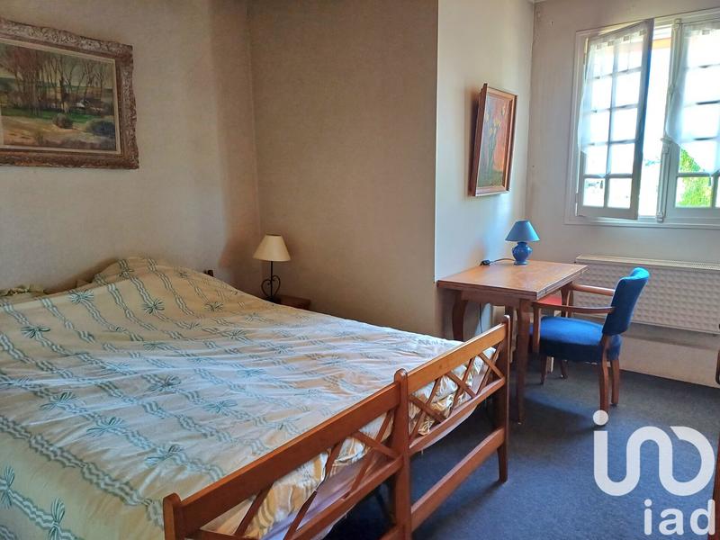 Maison - 180 m² - 8 pièces