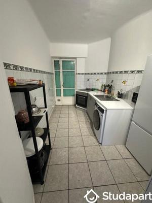 Chambre - 13 m² - 1 pièce