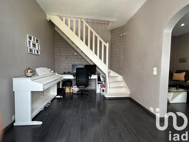 Maison - 99 m² - 6 pièces