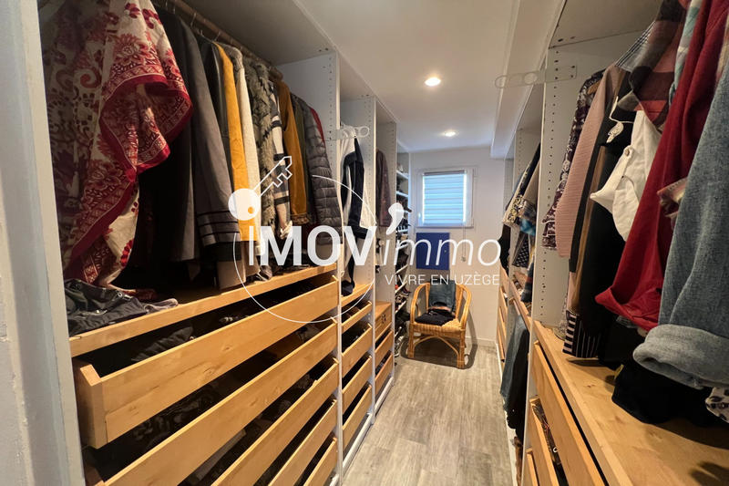 Villa - 167 m² - 6 pièces