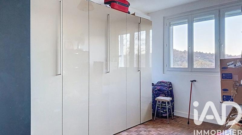 Maison - 83 m² - 5 pièces