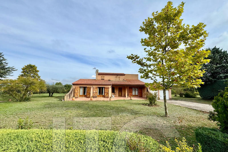 Maison - 184 m² - 6 pièces