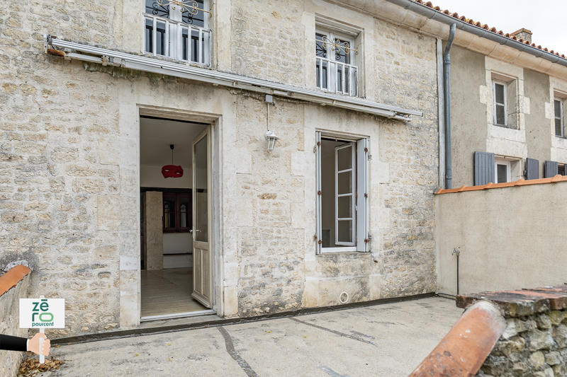 Immeuble - 200 m² - 8 pièces