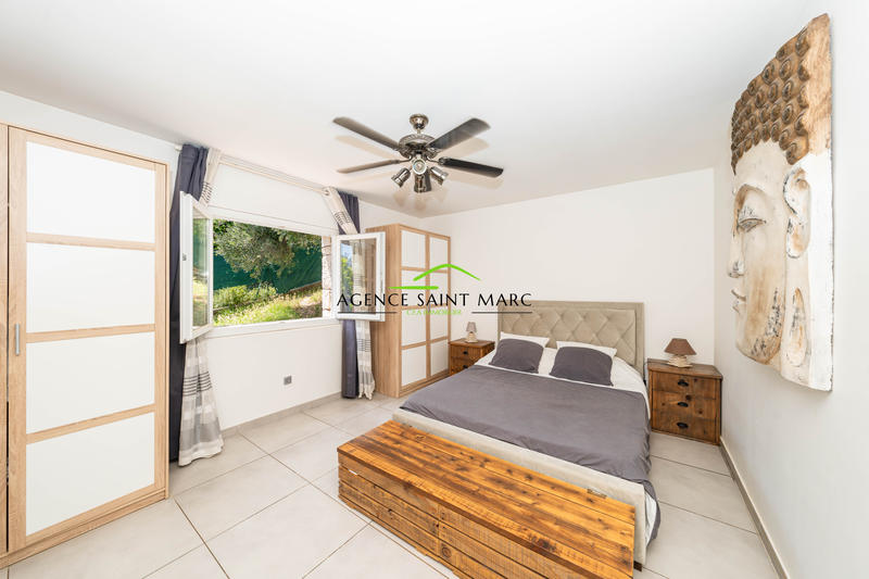 Maison - 208 m² - 5 pièces