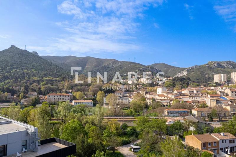 Appartement - 108 m² - 4 pièces