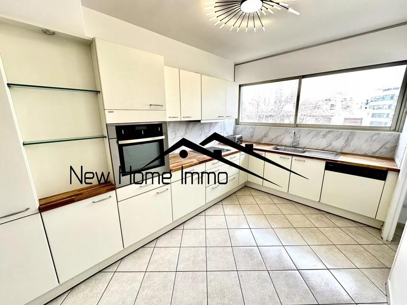 Appartement - 133 m² - 4 pièces