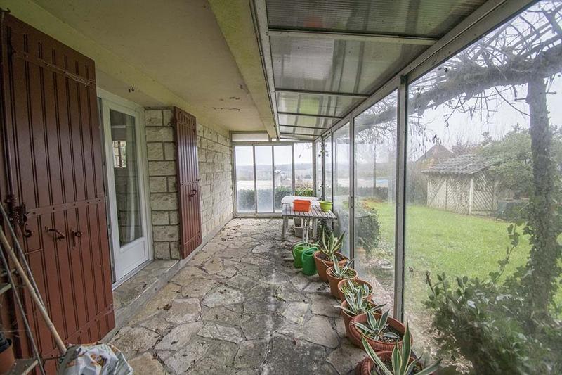 Maison traditionnelle - 229 m² - 10 pièces