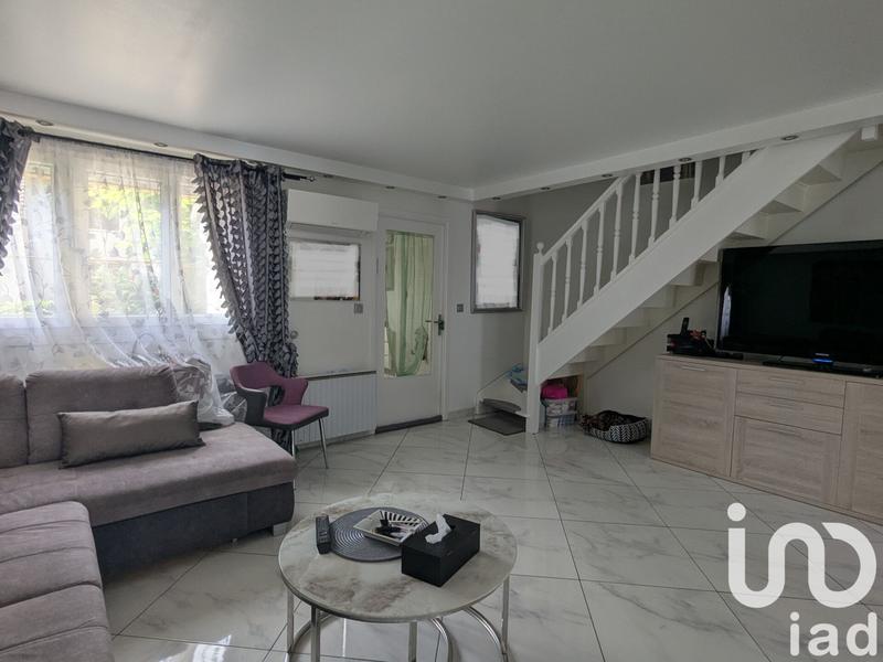 Maison - 90 m² - 5 pièces