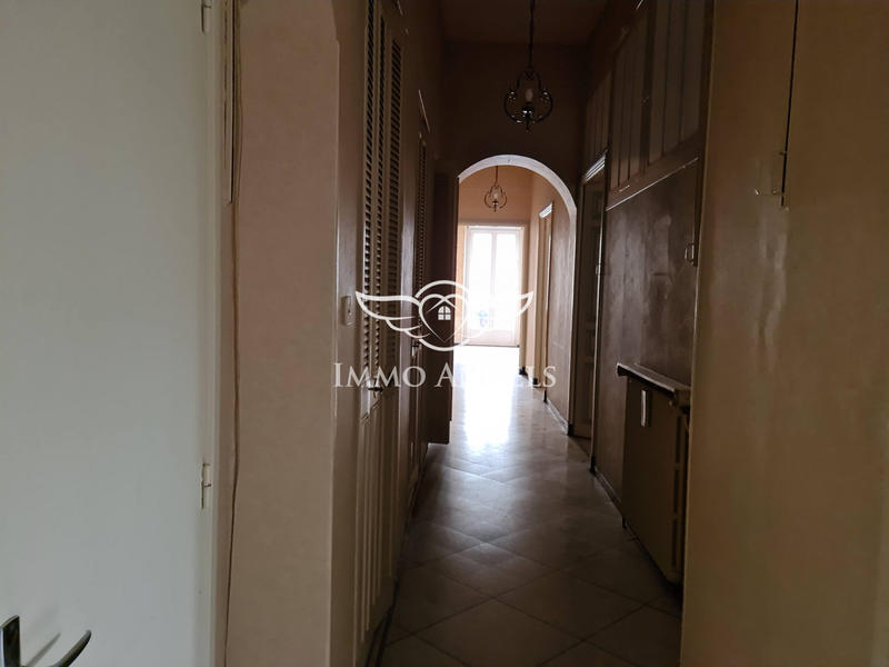 Maison ancienne - 401 m² - 9 pièces