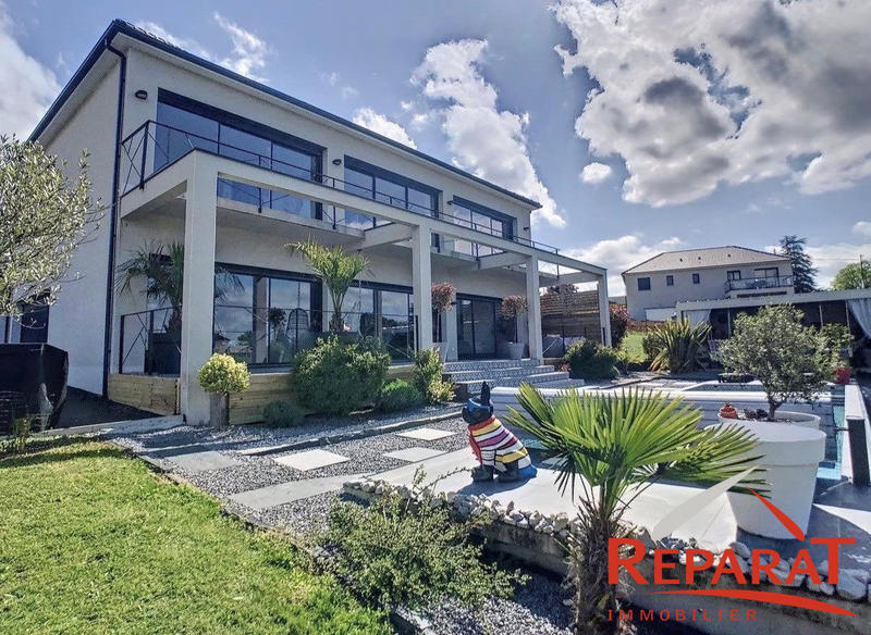 Maison contemporaine - 182 m² - 6 pièces