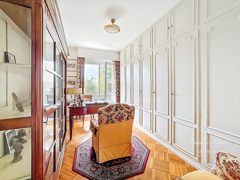 Appartement - 144 m² - 5 pièces