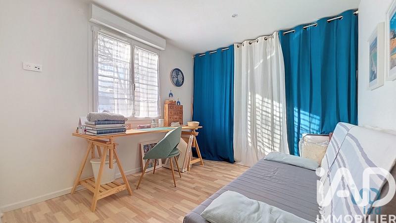 Maison - 239 m² - 9 pièces