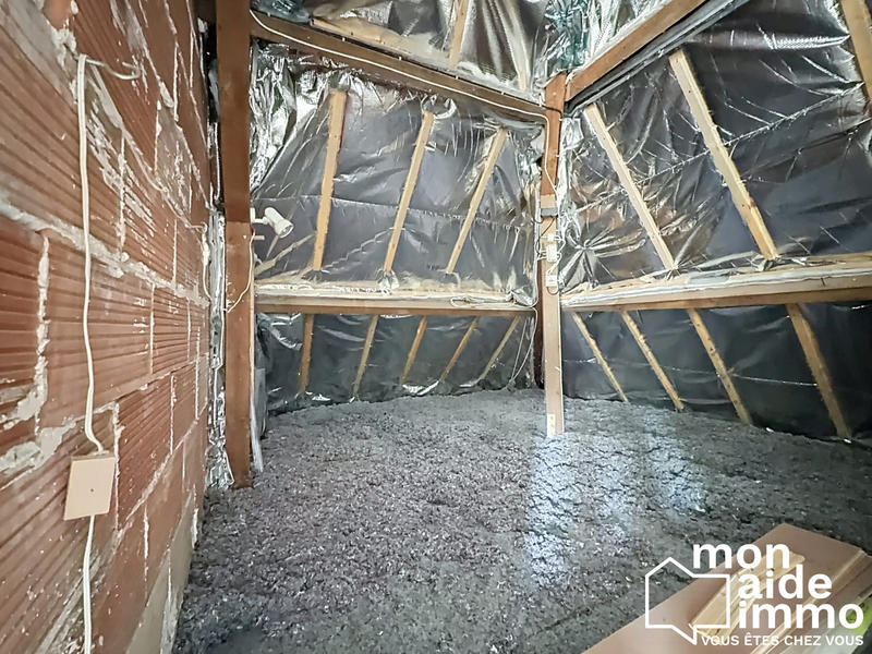 Maison - 212 m² - 5 pièces