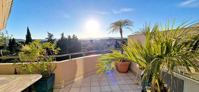 Appartement - 104 m² - 3 pièces