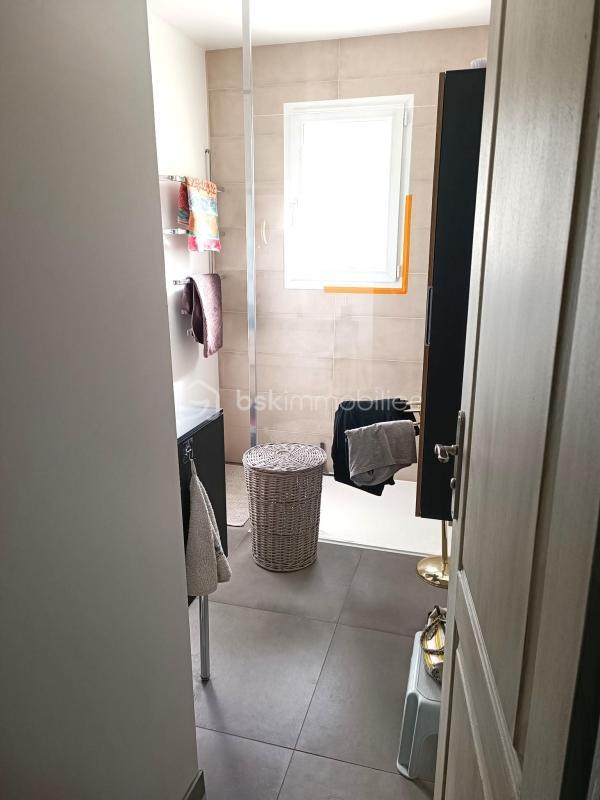 Pavillon - 130 m² - 5 pièces