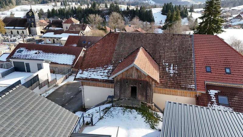 Maison - 254 m² - 7 pièces