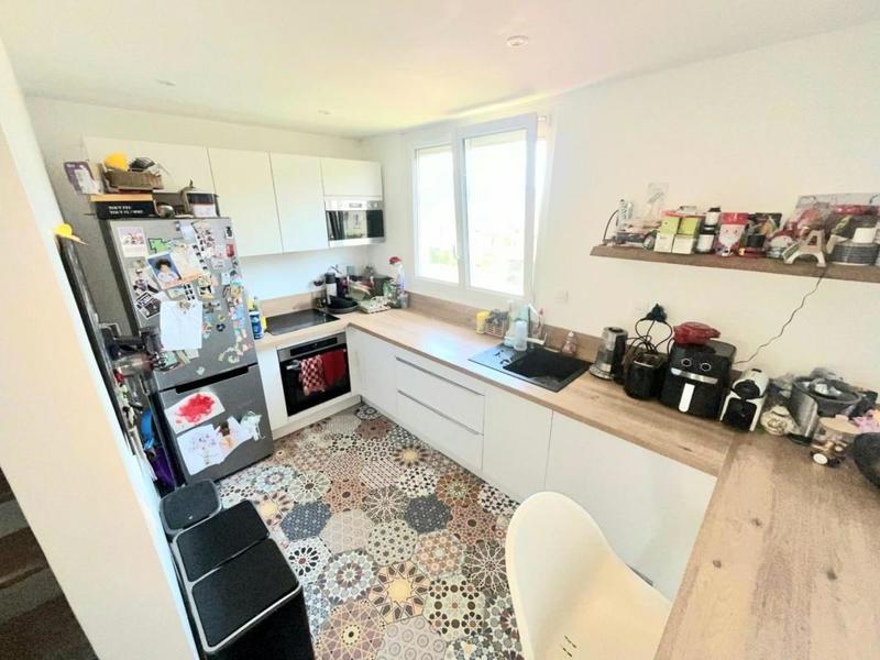 Pavillon - 144 m² - 4 pièces