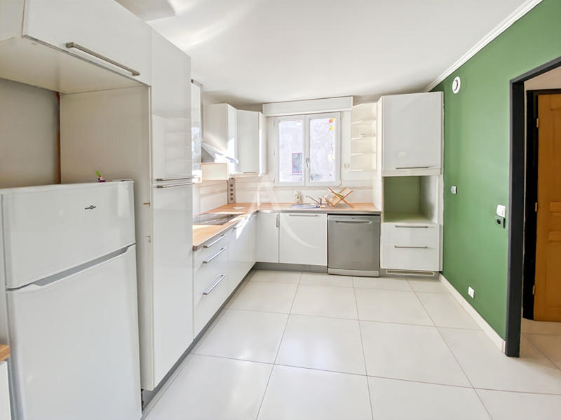 Maison - 115 m² - 6 pièces