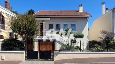 Maison - 90 m² - 3 pièces