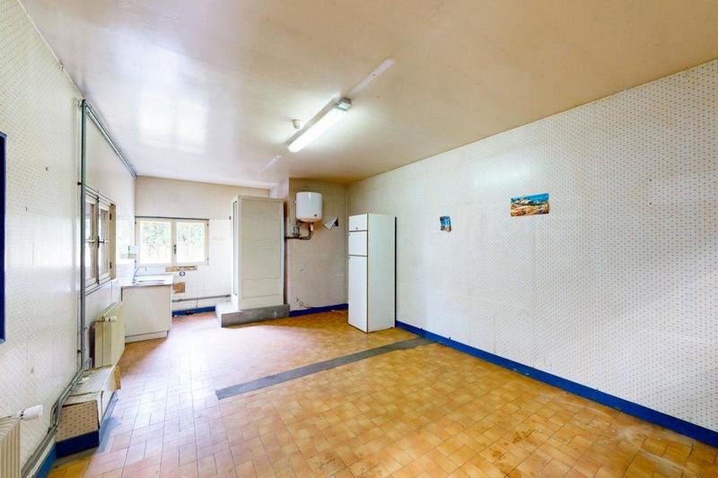 Immeuble - 2 747 m²