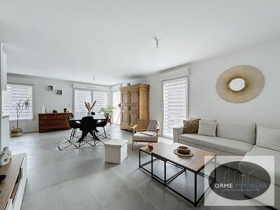 Maison - 89 m² - 4 pièces