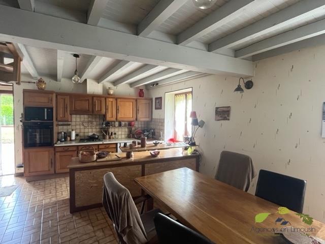 Maison - 117 m² - 8 pièces