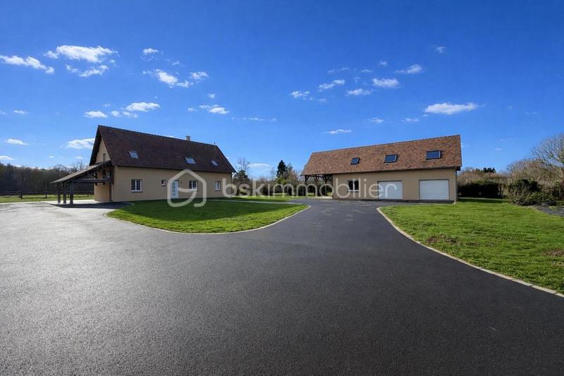 Maison - 161 m² - 6 pièces