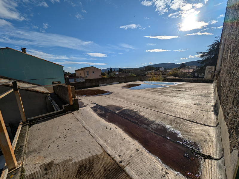 Maison - 219 m² - 6 pièces