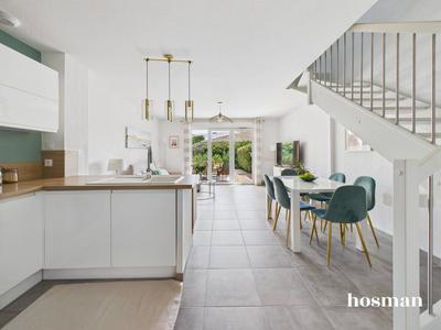 Maison - 87 m² - 4 pièces