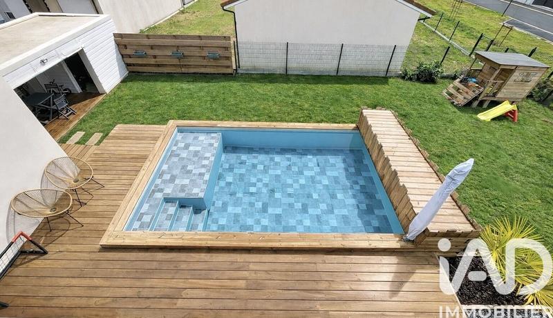 Maison - 123 m² - 5 pièces