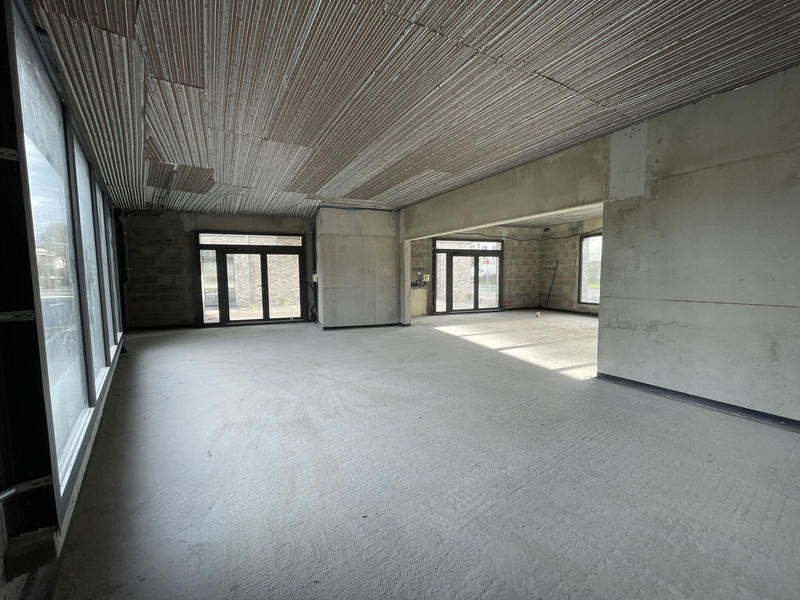 Local commercial - 135 m²