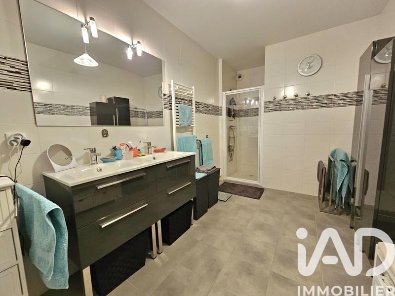 Appartement - 104 m² - 4 pièces