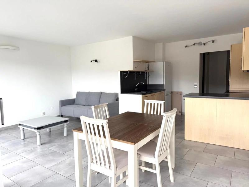 Appartement - 60 m² - 3 pièces