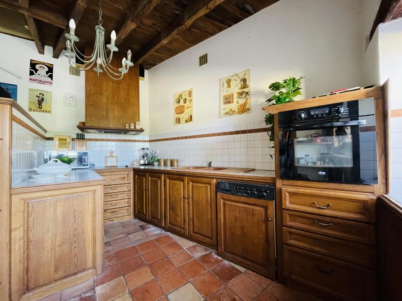 Maison traditionnelle - 88 m² - 4 pièces