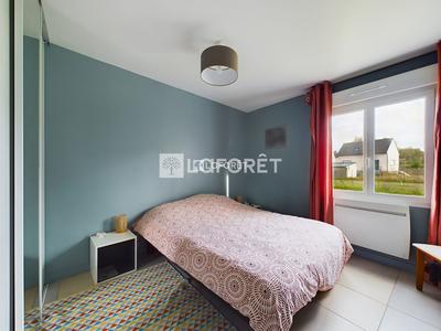 Maison - 98 m² - 5 pièces