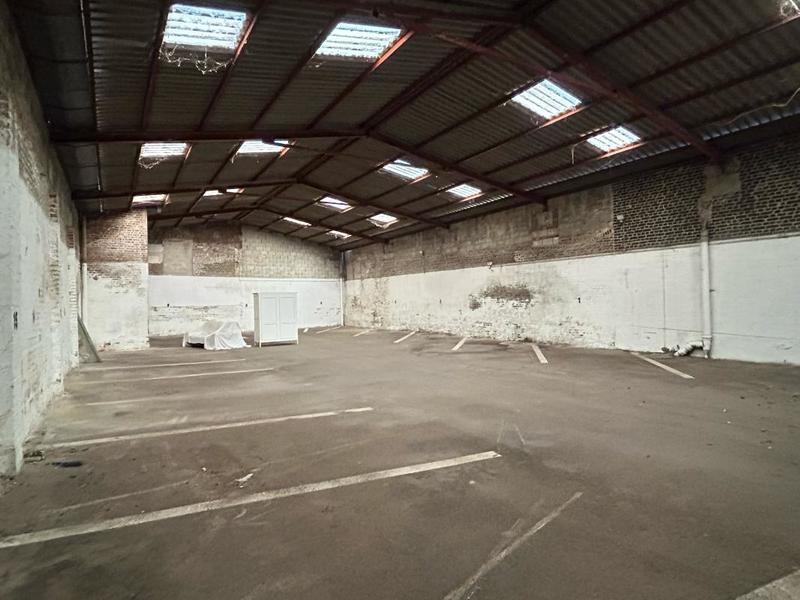 Maison - 285 m² - 1 pièce