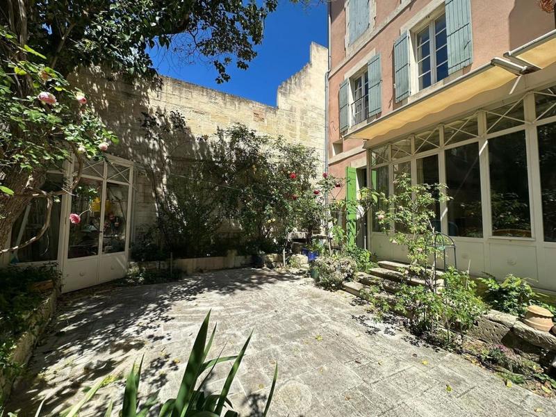 Appartement - 150 m² - 4 pièces